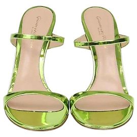 Metal Kiwi Aure Sandalen von Gianvito Rossi