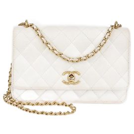 Chanel White Quilted Wallet On Chain