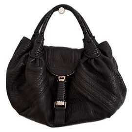 Fendi Spy Borsa a Spalla in Pelle di Agnello Nera