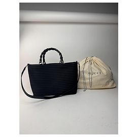 Bolso Bamboo 2 en 1 vintage Gucci negro