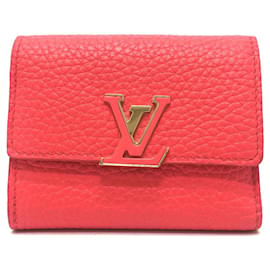 Cartera Compacta Tri-fold Capucines XS Louis Vuitton