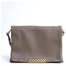 Borsa a Spalla Maxi Chain Pouch Jumbo Taupe in Pelle Victoria Beckham
