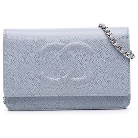 Carteira Chanel Blue CC Caviar com corrente
