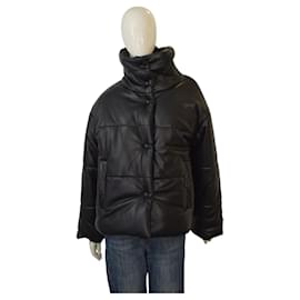 Chaqueta puffer de cuero vegano negro Nanushka Hide con cuello alto talla M