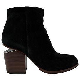 Botines Gabi en Ante Negro de Alexander Wang