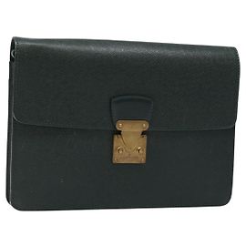 LOUIS VUITTON Pochette Kourad in Taiga Borsa Clutch Épicea M30194 LV Auth BA4727