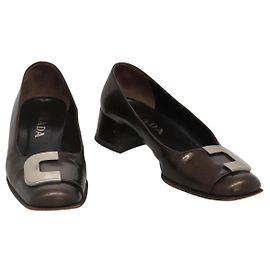 Scarpe PRADA in pelle verniciata marrone Auth ti3272