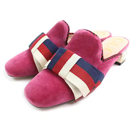 Sandali in velluto Gucci 496562