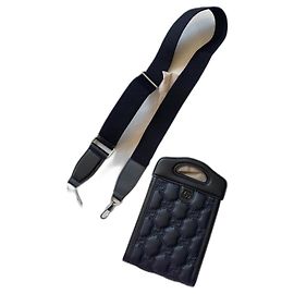 Borsa a mano Gucci Marmont GG in pelle nera e nylon