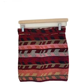 Gonna dritta Maje Jakarto rosa e rossa in jacquard
