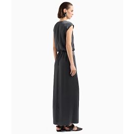 Vestido de noche Giorgio Armani, modelo Double Satin SS2024.