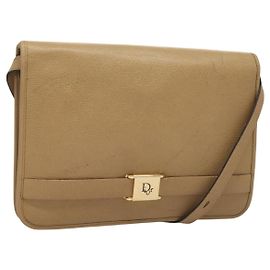 Christian Dior Schultertasche aus Leder Beige Gold Auth 127889