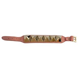 Valentino Garavani Pulsera de cuero Rockstud rosa