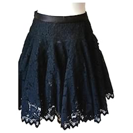 Falda Midi de Encaje Negro - Autre Marque
