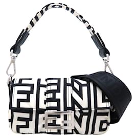 Fendi Mini Custodia per Telefono Bucket