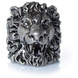 Gucci, Unisex Löwenkopf-Ring aus Silber