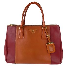 Tote aus Saffiano-Leder mit Dreieckslogo von Prada
