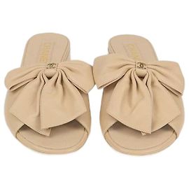 Sandali scivolosi CC beige con fiocco Chanel
