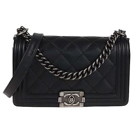 Borsa Boy Flap Media in Pelle Trapuntata Nera Chanel