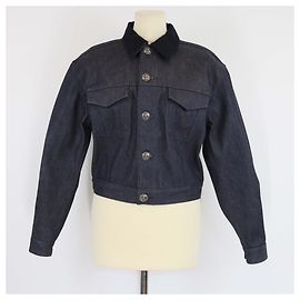 Chaqueta de manga larga de denim azul oscuro con botón de flor Loro Piana