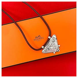 Collier en cuir Hermès Touareg en argent 925