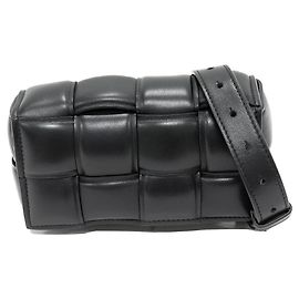 Belt bag maxi in pelle di agnello Intrecciato imbottita Bottega Veneta