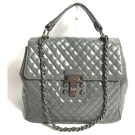 Borsa in pelle grigia Chanel