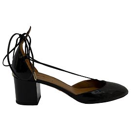 Décolleté con tacco medio Aquazzura Alexa in pelle verniciata nera