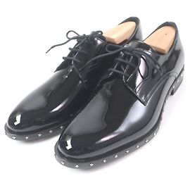 Lackleder-Abend Schuhe mit Sternnieten von Jimmy Choo