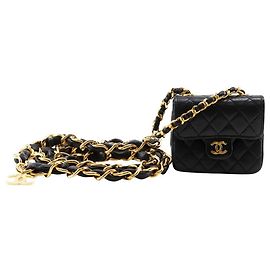 Bolso de cintura Micro Matelassé de cordero con cadena de Chanel