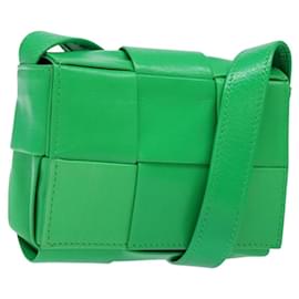 Borsa a spalla Candy Cassette in pelle verde Auth 137872 di BOTTEGA VENETA - Autre Marque