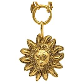 Chanel Collana con Pendente Medaglione Sole Leone Oro