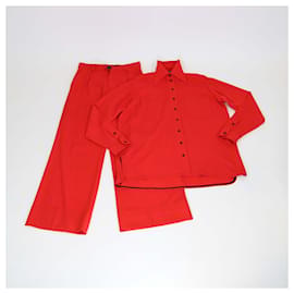 Autre Marque Conjunto de Camisa de Lana Fluida Roja con Cuello de los 70 y Pantalones de Pierna Ancha Kwaidan Editions