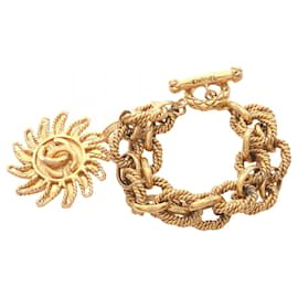 Bracciale charm placcato oro Chanel Coco Mark