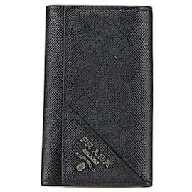 Prada Logo Saffiano Schlüsselanhänger aus schwarzem Leder