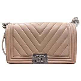 Borsa Boy Flap Media in Pelle Invecchiata Trapuntata Rosa con Catena Chanel