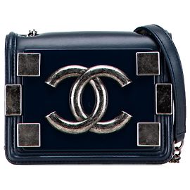 Chanel Mini Blau aus Acryl und Kalbsleder Boy Brick Flap