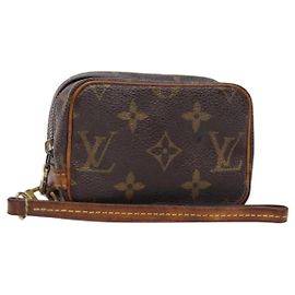 LOUIS VUITTON Pochete Wapity Monograma M58030 LV Auth 140581