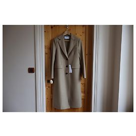 Cappotto Harris Wharf London in lana beige