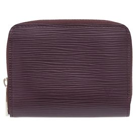 Porta-moedas em couro Epi Louis Vuitton na cor Cassis