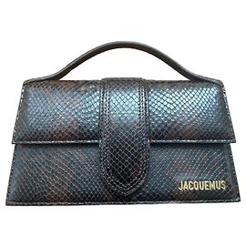 Bolsa Le Grand Bambino Jacquemus em couro com estampa de píton
