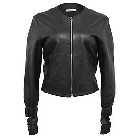 Schwarze Lederjacke mit Reißverschluss-Ausschnitt am Bündchen von JW Anderson