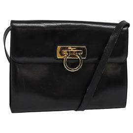Borsa a Spalla Gancini in Pelle Nera e Oro Salvatore Ferragamo Auth 142187