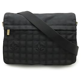 Borsa a spalla della nuova linea di viaggio Chanel