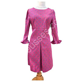 Tara Jarmon Lange Midi-Kleid für Frauen in Sehr Gutem Zustand, Lange Rüschensleeves in Rosa