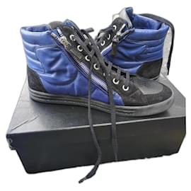Sneakers Chanel Nere e Blu in Camoscio e Pelle