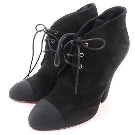Stivaletti in pelle scamosciata COCO Mark di Chanel