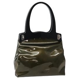 Borsa Gancini in pelle verniciata Salvatore Ferragamo Argento Verde Oliva Auth bs29443