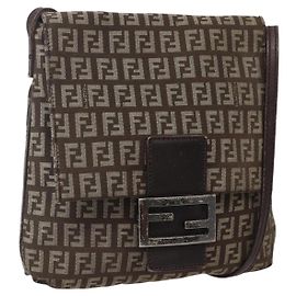 Borsa a Spalla in Tela Zucchino FENDI Marrone Auth bs29399
