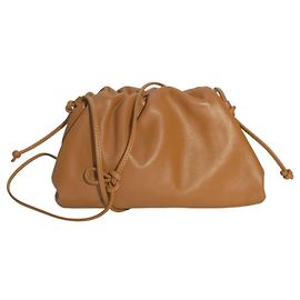 Bottega Veneta Mini Pouch Umhängetasche aus Kamelbraunem Lammleder